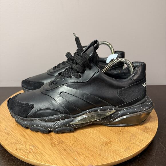 Authentic Valentino Garavani Bounce Low-Top Leather Sneakers EUR 39/ US 7 as is
